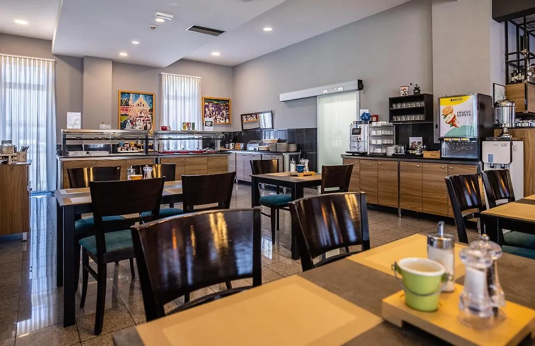 Best Western Airport Hotel Stella-1